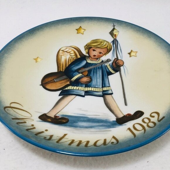Vintage 1982 Berta Hummel Christmas Plate Angelic Procession Schmid West Germany - Picture 3 of 10